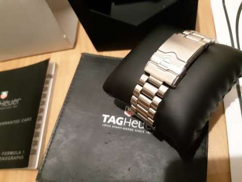 TAG HEUER FORMULA 1 CHRONOGRAPH + BOX + PAPERS @ R1 NO RESERVE !!!!