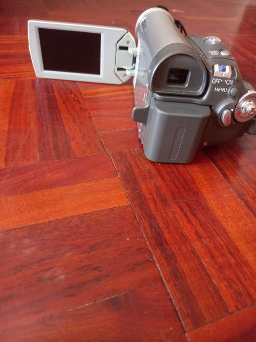 Panasonic Mini DV NV-GS27 Digital Video Camera