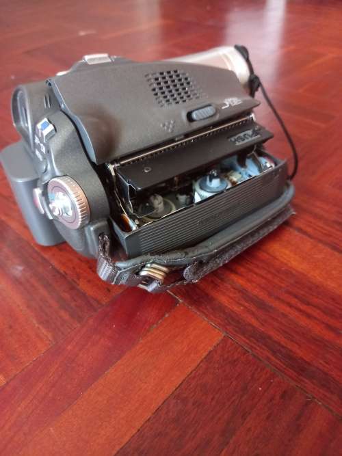 Panasonic Mini DV NV-GS27 Digital Video Camera