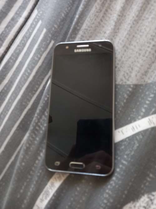 Samsung Galaxy J5 Black 8gb