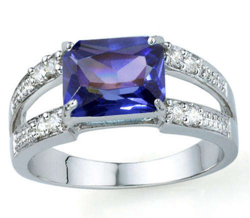 ***R3750*** 3.77CT Lab Tanzanite with 8 Genuine Diamonds ring (BEAUTIFULL)