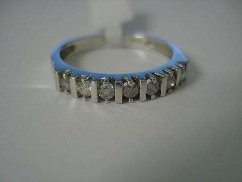 ***R10 000*** CERTIFIED 7 GENUINE WHITE DIAMONDS RING IN 14KT WHITE GOLD