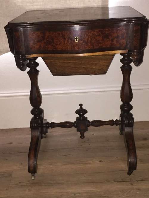 sewing table