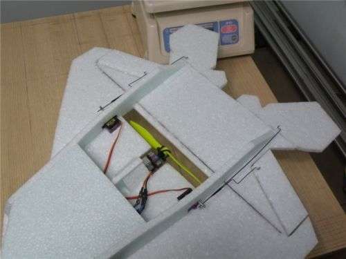 YG F-22 Raptor 500 White EPP RC Airplane kit