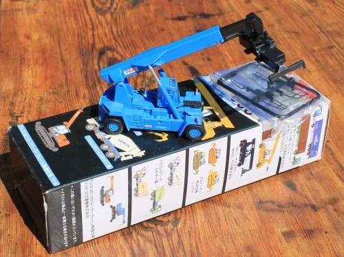 Maruka Hyper Construction Vehicles 1:150 TCM Container Forklift