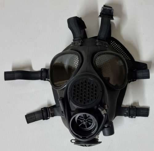 Swiss SM-90 Gas Mask / Respirator with filters