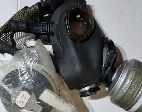 Swiss SM-90 Gas Mask / Respirator with filters