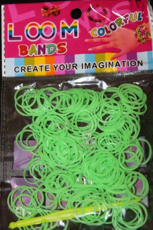 200'S NEON GREEN LOOM BANDS Including Loom Hook & S-Clips