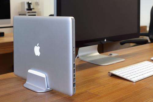 Just Mobile AluBase Upright MacBook Pro & Air Stand