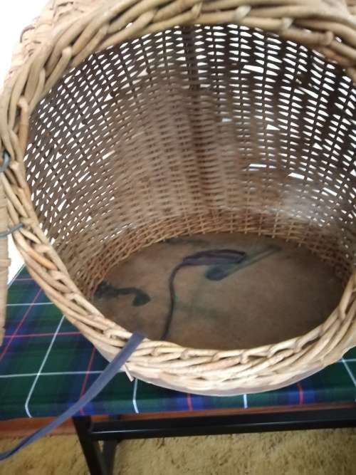 Cat basket wicker