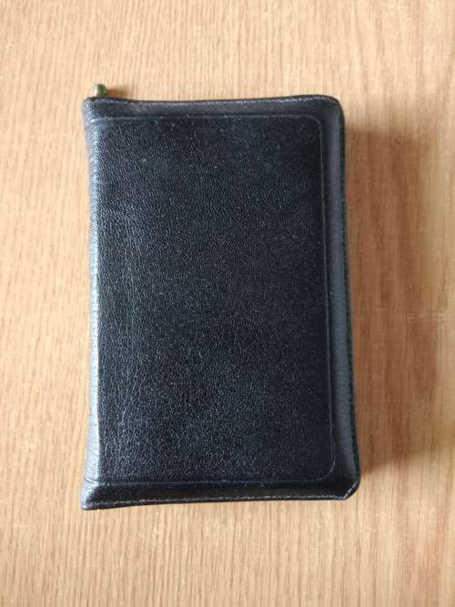 Holy BibleLeather sip outer