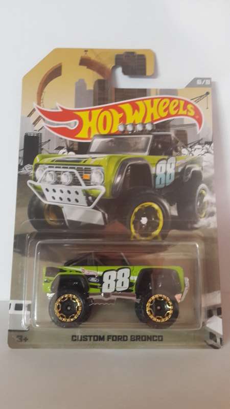 HOT WHEELS TRUCK SERIES CUSTOM FORD BRONCO