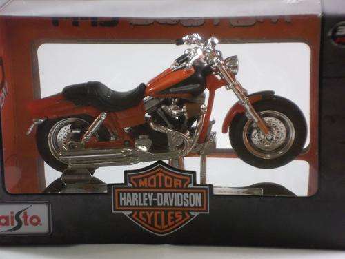 MAISTO 1/18 Harley-Davidson 2009 FXDFSE CVO Fat Bob