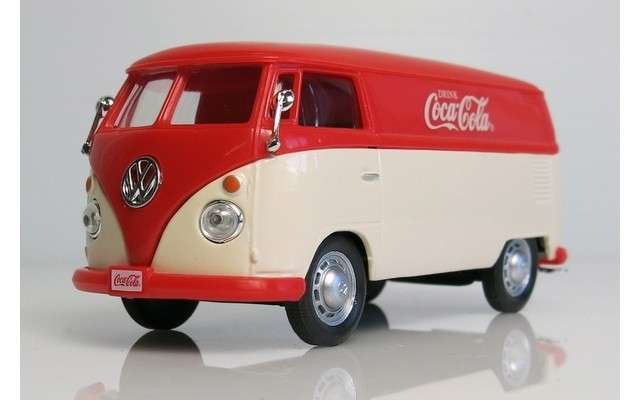 Motor City Classics - 1/43 Coca-Cola 1962 VW Cargo Van