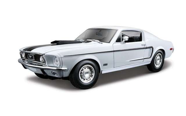 MAISTO 1/18 Ford Mustang GT Cobra Jet FB 1968