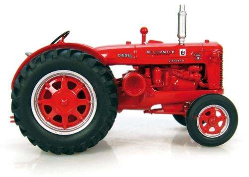 UNIVERSAL HOBBIES - 1/43MC CORMICK WD9