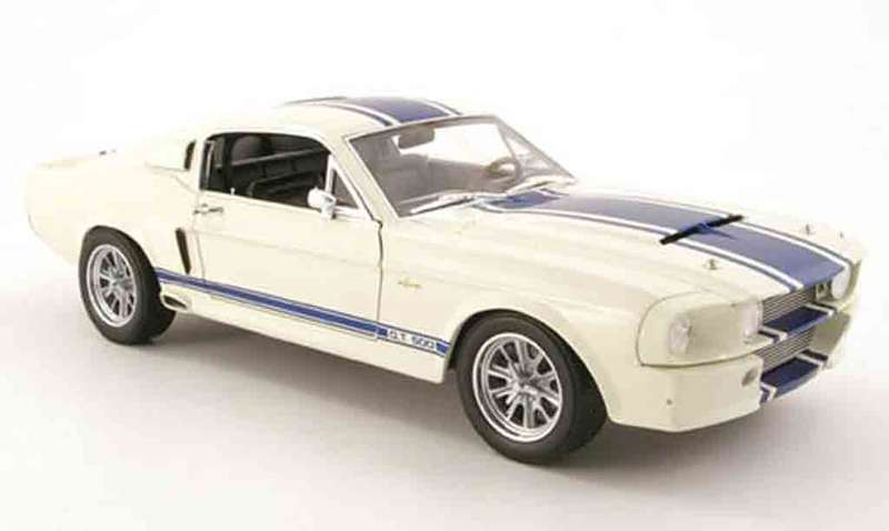 SHELBY COLLECTIBLES - 1/18 SHELBY GT500 SUPER SNAKE WHITE/BLUE 1967