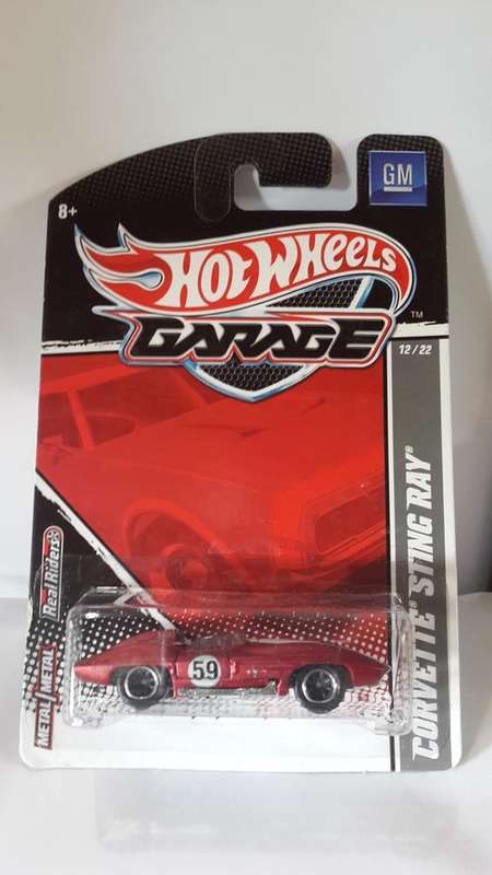 HOT WHEELS - GARAGE CORVETTE STING RAY 12/22 - REAL RIDER TIRES