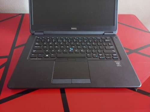 Dell Latitude E7450 | Core i5-5200U | 8GB RAM | 240GB SSD -  UltraBook Business Laptop