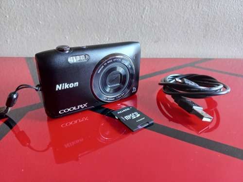 Nikon Coolpix S3500 | 20MP | 720p HD Videos | 7x Wide Zoom