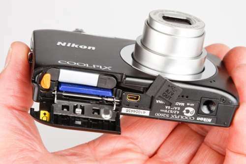 Nikon Coolpix S2600 | 14MP | 720p HD video | 5x Optical Zoom