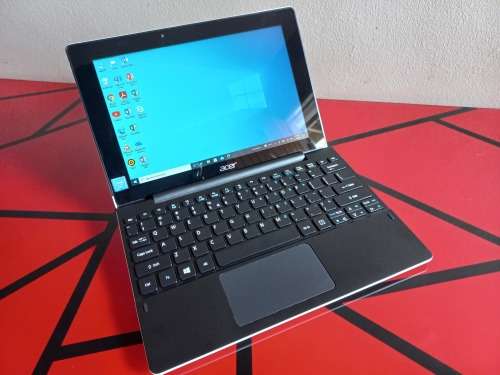 Acer Aspire Switch 10 E 2-in-1 Laptop and Tablet
