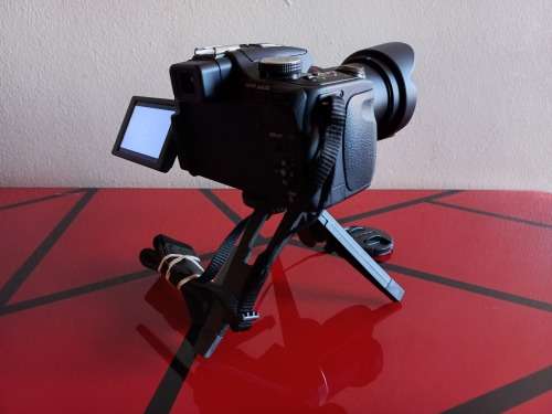Panasonic LUMIX DMC-FZ150K 12.1 MP Digital Camera (FHD 1080p, CMOS Sensor and 24x Optical Zoom)