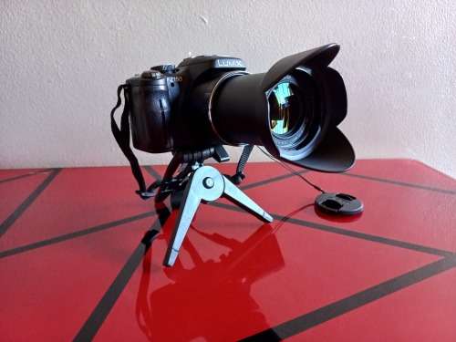 Panasonic LUMIX DMC-FZ150K 12.1 MP Digital Camera (FHD 1080p, CMOS Sensor and 24x Optical Zoom)