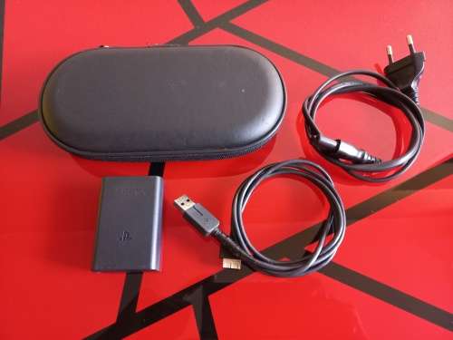 PS Vita PlayStation Model PCH-1104 3G and WiFi Edition (Black)