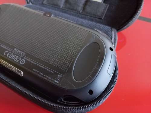 PS Vita PlayStation Model PCH-1104 3G and WiFi Edition (Black)