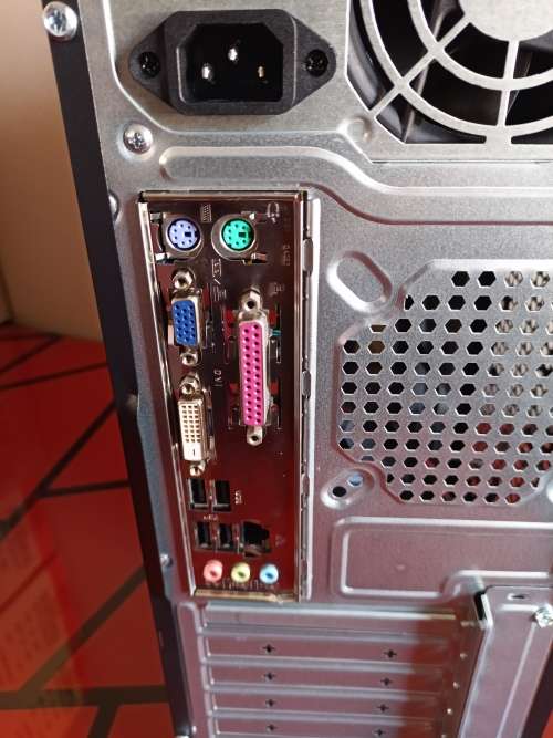 Desktop Computer Box (Intel Core i7-3770 | 256GB SSD and 500GB HDD | 8GB DDR3 RAM) Super Fast!!
