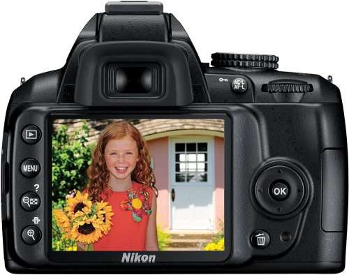 Nikon D3000 10.2MP Digital SLR Camera with 18-55mm Zoom Lens