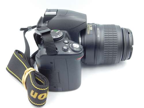 Nikon D3000 10.2MP Digital SLR Camera with 18-55mm Zoom Lens