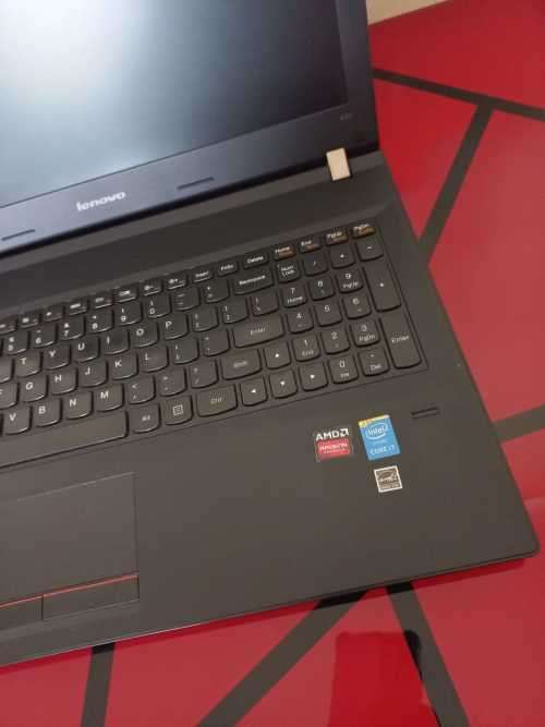 Lenovo Thinkpad E50-80 15.6 - Intel Core i7-5500U, 256GB SSD, 8GB RAM, AMD Radeon Graphics