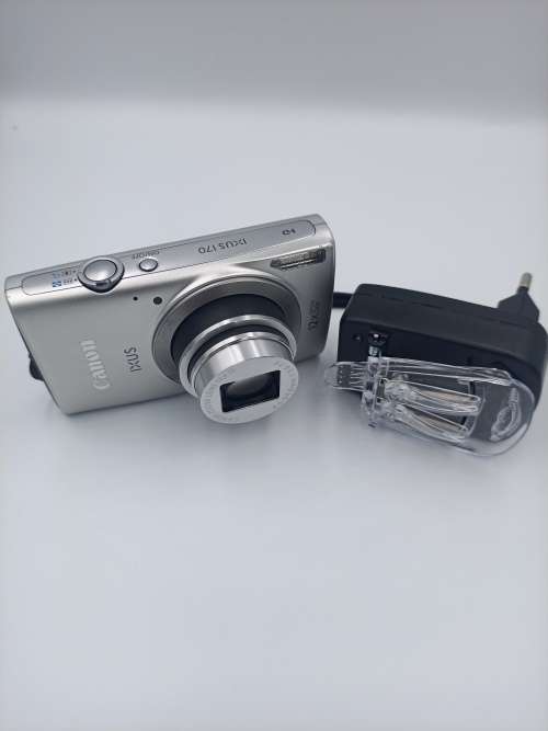 Canon IXUS 170 (20MP, HD 720p, 12x Optical Zoom - Digital Camera Silver Set
