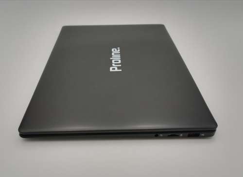 Proline V146B2 Celeron N4020 4GB 256GB SSD 14.1 Notebook Black