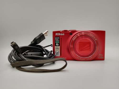 Nikon COOLPIX S8200 Digital Camera (16.1MP, 14x Zoom NIKKOR Glass Lens and Full HD 1080p Video)