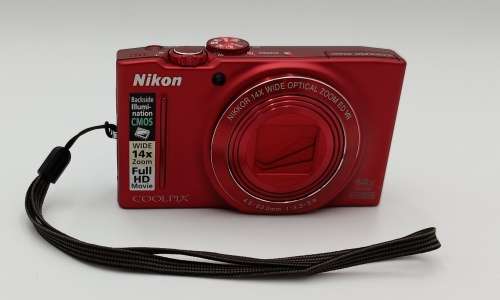 Nikon COOLPIX S8200 Digital Camera (16.1MP, 14x Zoom NIKKOR Glass Lens and Full HD 1080p Video)