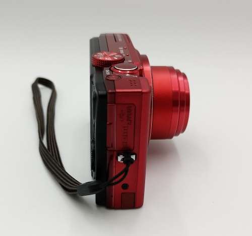 Nikon COOLPIX S8200 Digital Camera (16.1MP, 14x Zoom NIKKOR Glass Lens and Full HD 1080p Video)