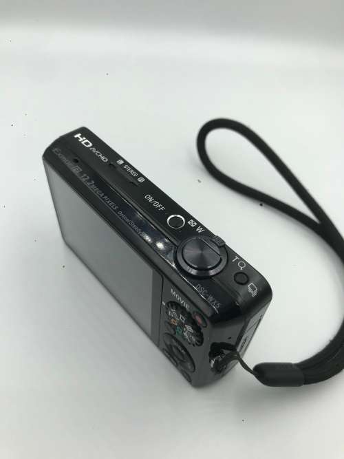 Sony Cyber-shot DSC-WX5 Digital Camera (12.2MP | 5x Zoom | 1080i Full AVCHD Video)