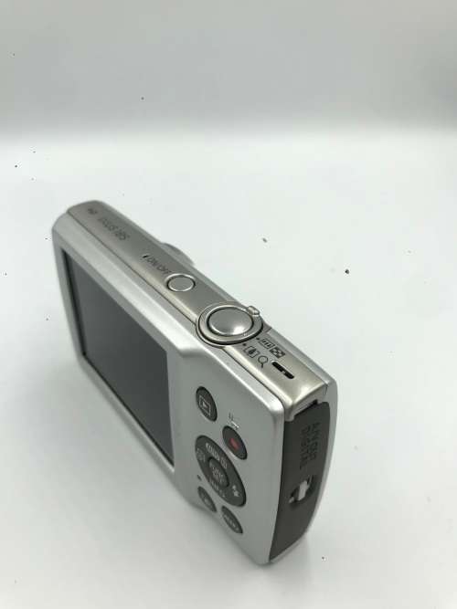 Canon IXUS 185 Digital Camera (20MP | 720p HD, 8x Optical Zoom) Silver
