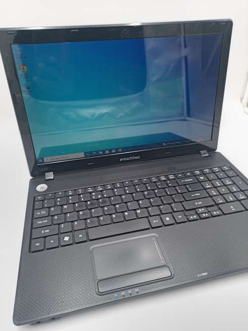 Acer eMachines (Intel i3, 120GB SSD, 6GB RAM) - 15.6 Inch Laptop