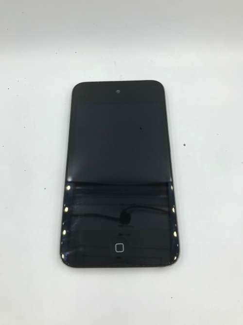 Apple iPod Touch 4th Generation 32GB (with docking station)