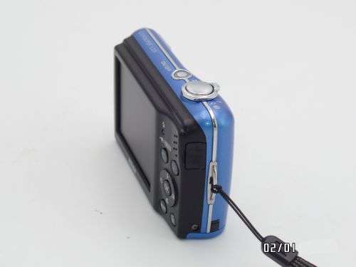 Nikon Coolpix L23 Compact Digital Camera (10MP)