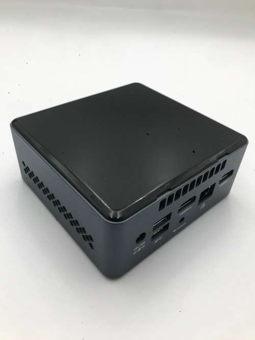 Intel NUC BOXNUC7CJYH (Intel Celeron J4005, 256GB SSD & 8GB RAM)