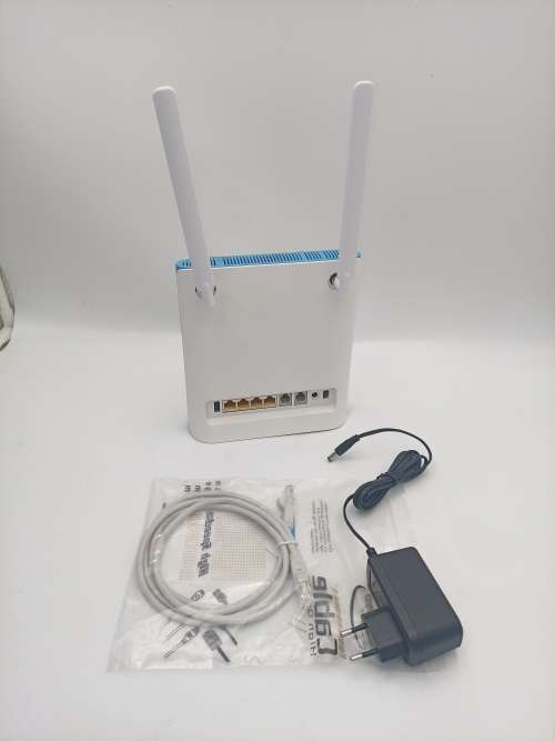ZTE MF286C LTE 4G WiFi Router (with Antenna)