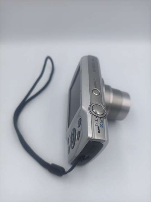 Canon IXUS 175 (20MP, HD 720p, 8x Optical Zoom - Digital Camera Silver Set