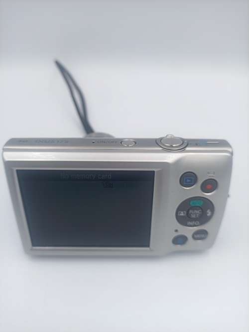 Canon IXUS 175 (20MP, HD 720p, 8x Optical Zoom - Digital Camera Silver Set