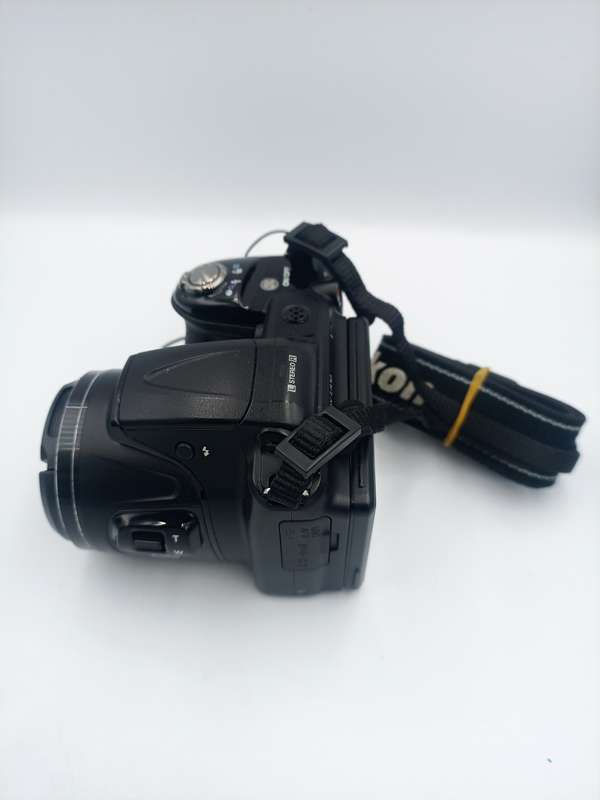 Nikon COOLPIX L830 16 MP CMOS Digital Camera with 34x Zoom Lens and Full HD 1080p Video