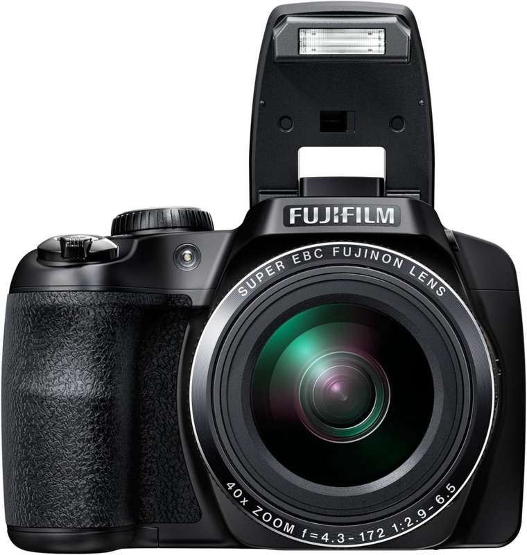 Fujifilm FinePix S8200 16.2MP Digital Camera with 3-Inch LCD (Black)
